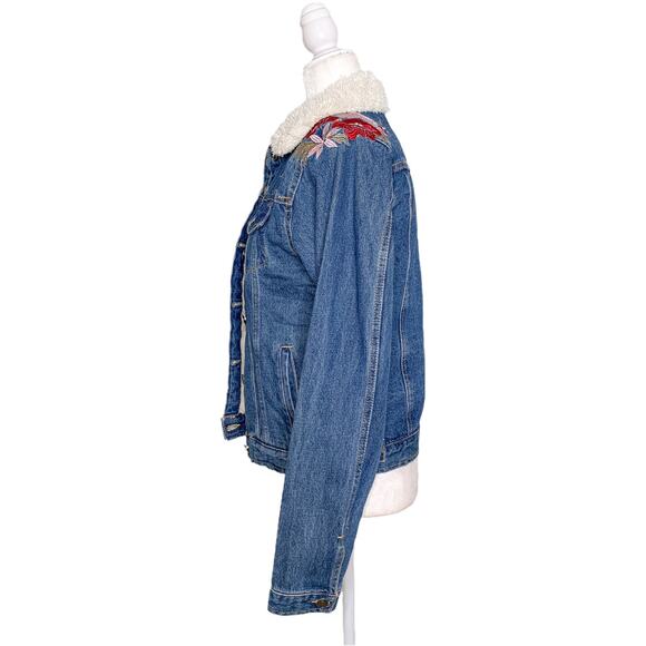 Love Tree Flora Embroidered Denim Jacket Small NWT - Picture 4 of 14